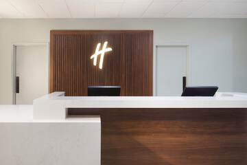 Check-in/check-out kiosk