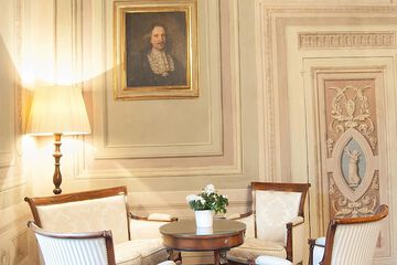 Lobby sitting area