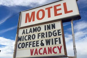 Alamo Inn