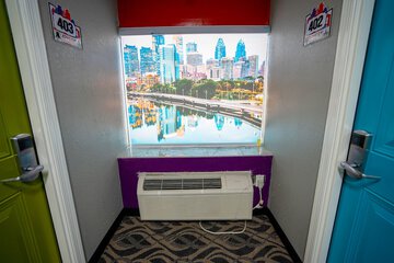 Ballroom/Hall 79 of 90