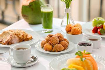 Breakfast meal