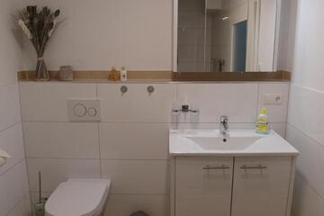 Photo 33