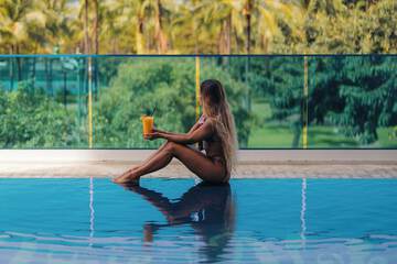 Infinity pool