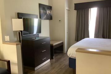 Room 7 of 27