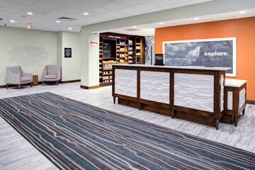 Hampton Inn & Suites Flagstaff East