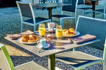 Breakfast area