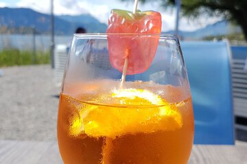 Poolside bar