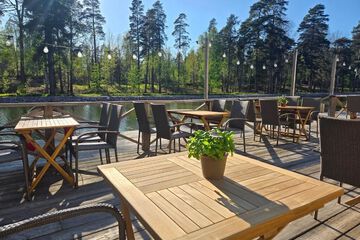 Sundeck