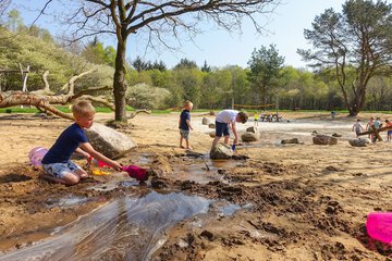 Children's play area - outdoor