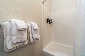 Bathroom amenities