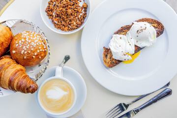 Breakfast meal