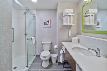 Bathroom shower