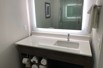 Room 18 of 44