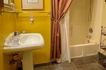 Photo 32