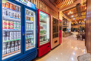 Snack bar