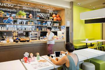 Breakfast area