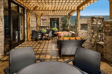 Terrace/Patio 28 of 29
