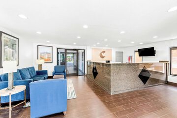 Hotel Interior 15 of 47