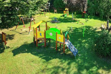 Children's play area - outdoor
