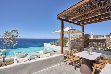 Private pool