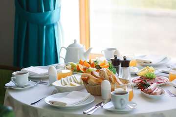 Breakfast area