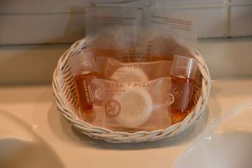 Bathroom amenities