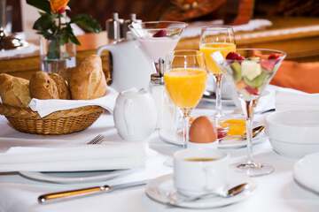 Breakfast meal