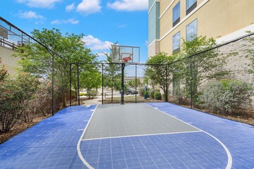Sport court