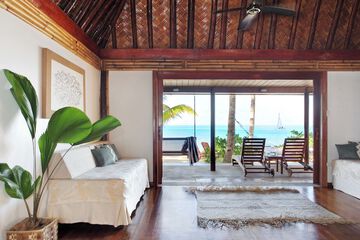 Beach/ocean view