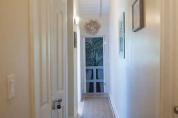 hotel_rooms