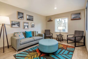 Hotel Interior 7 of 27