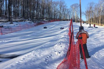 Snow tubing
