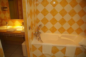 Photo 45