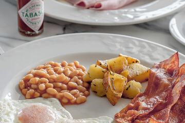 Breakfast meal
