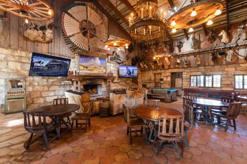 Sports bar
