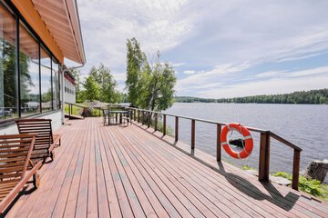 Sundeck
