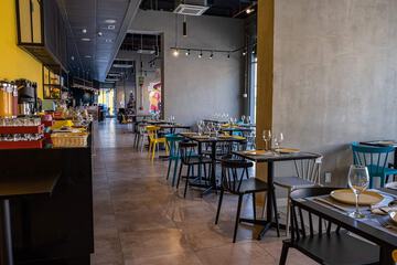 Breakfast area