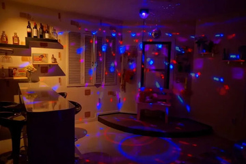 hotel_rooms