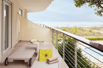 Beach/ocean view