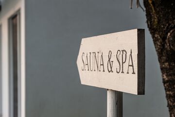 Spa reception