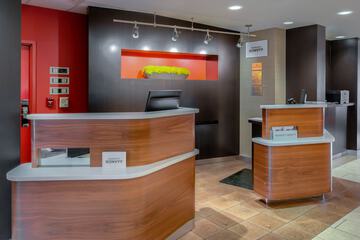 Check-in/check-out kiosk