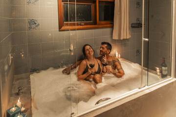 Private spa tub