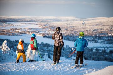 Skiing