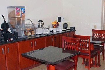 Breakfast/Coffee Service 21 of 21