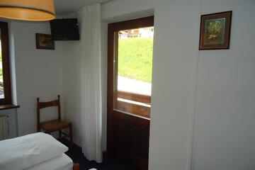 Photo 56