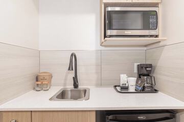 Private kitchenette