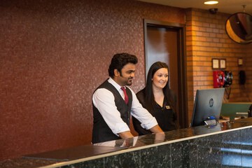 Check-in/check-out kiosk