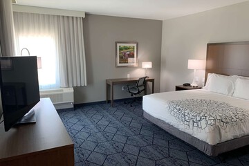 Room 26 of 44