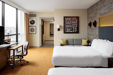 Room 52 of 97