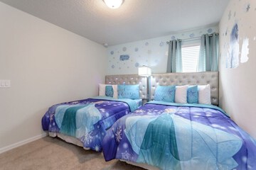 Children's theme room